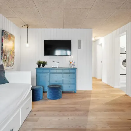 Lækkert Hjem I Med Jacuzzi Feriehus