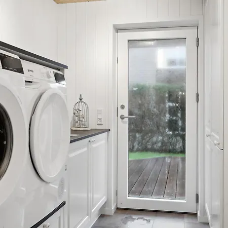 Feriehus Lækkert Hjem I Med Jacuzzi *